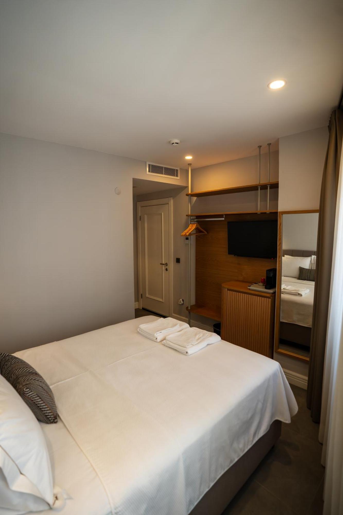 Zena Hotel Alacati Adults Only Eksteriør bilde